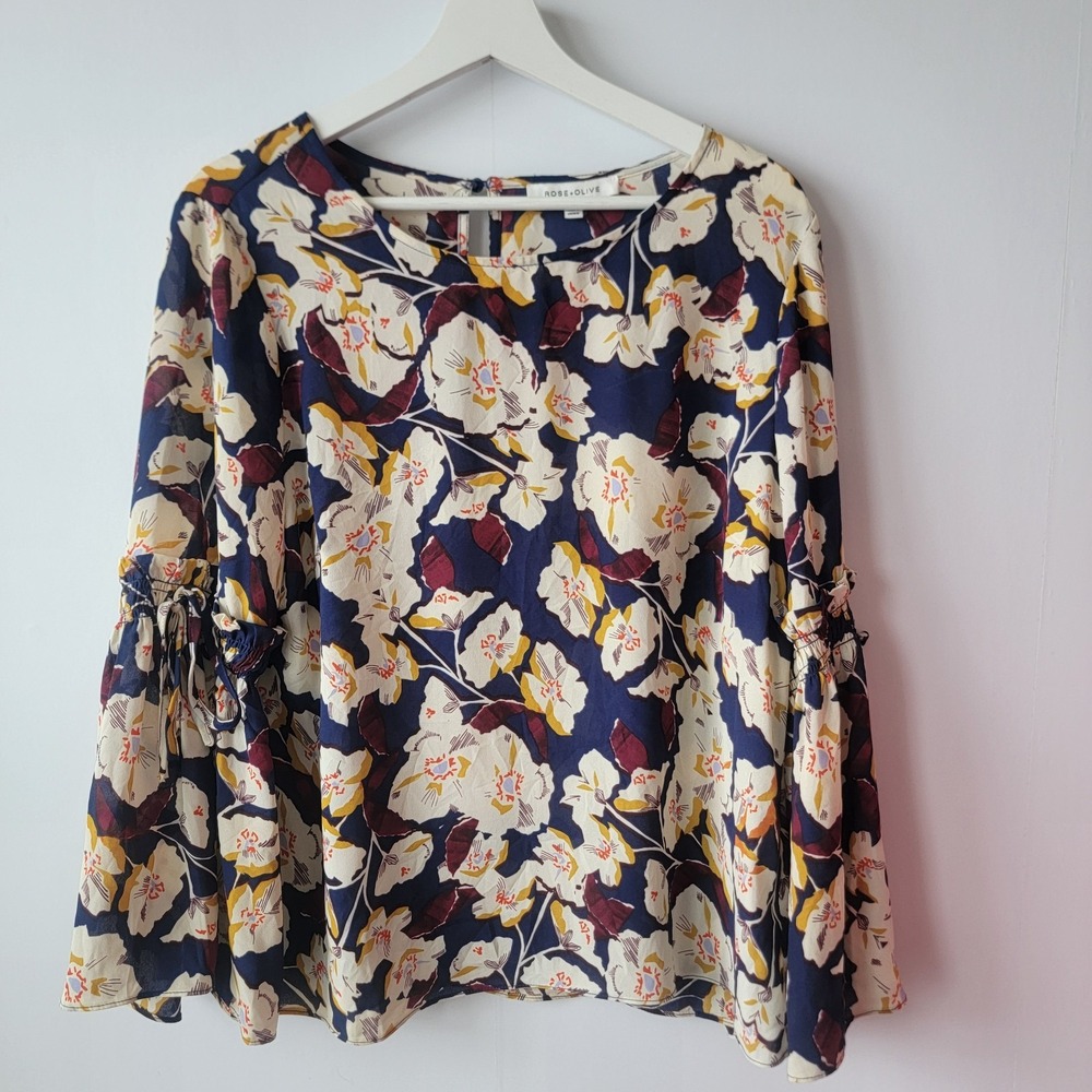 Rose & Olive women's Floral tie-accented bell sleeves size L Keyhole boho